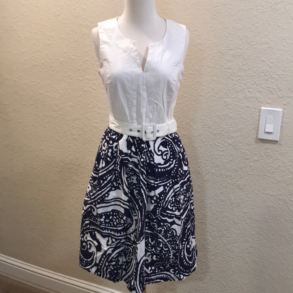 Banana Republic factory address size 2